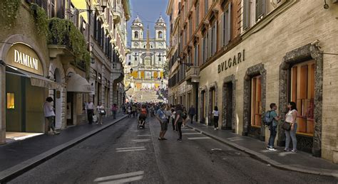 via della condotti roma